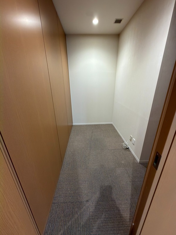 NKGビル 玄関