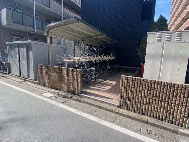 レオパレスカトルセゾン戸田公園 その他