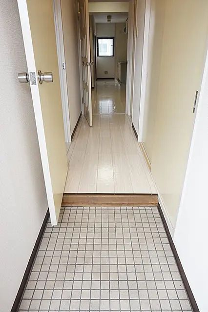 レジデンス戸田 玄関