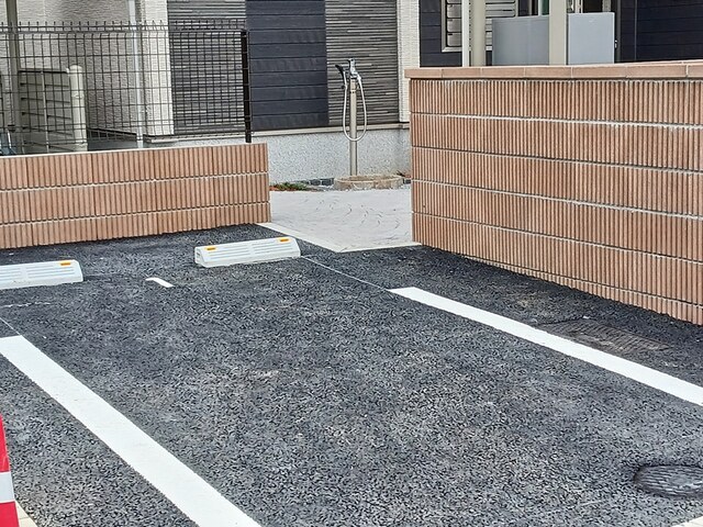 シャノワール 駐車場