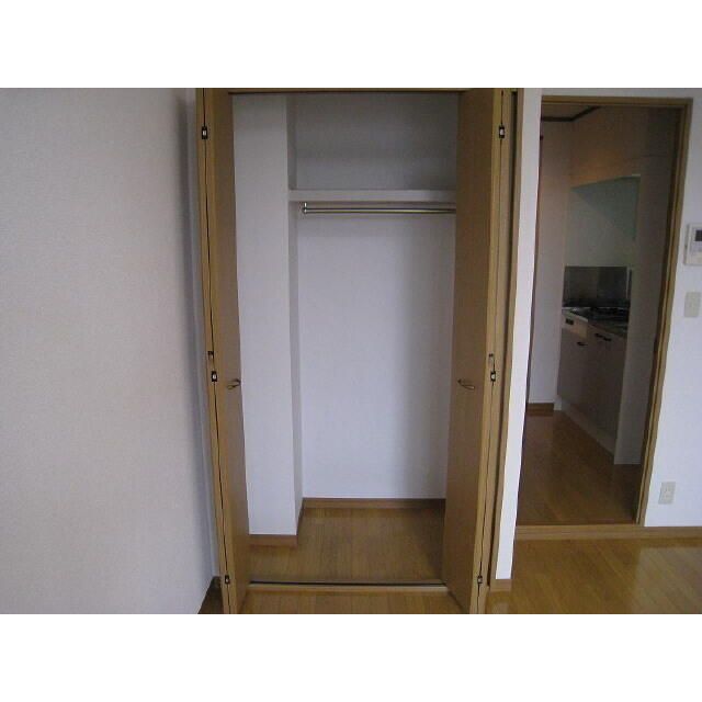 アンプルールフェール　メゾン錦 収納