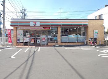 マイト　カジヤ コンビニ