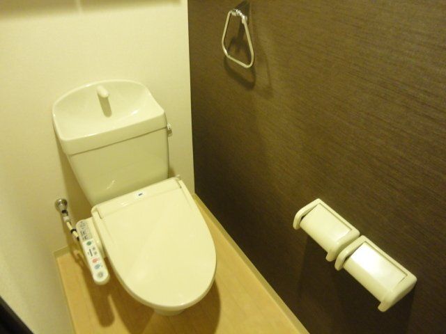 サンライズ氷川町 トイレ