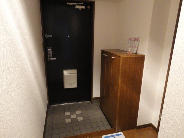 エクセレンス戸田公園 玄関