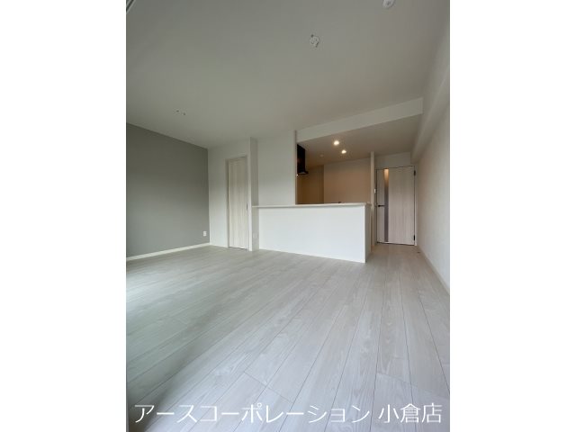 アースコートY'sシティ津田新町 リビング