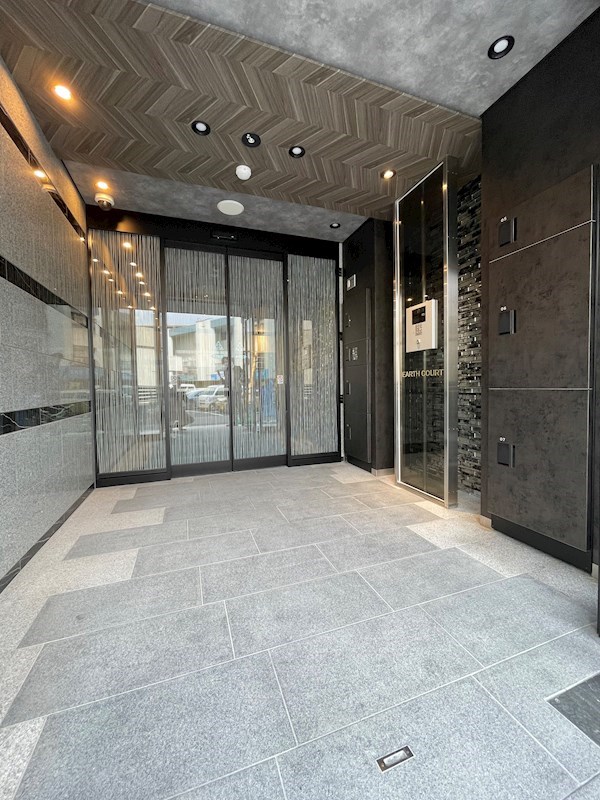 アースコートY'sシティ津田新町 ロビー