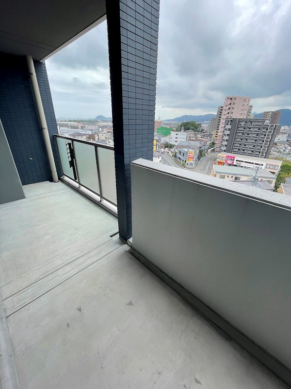 アースコートY\'sシティ下曽根駅前 ベランダ