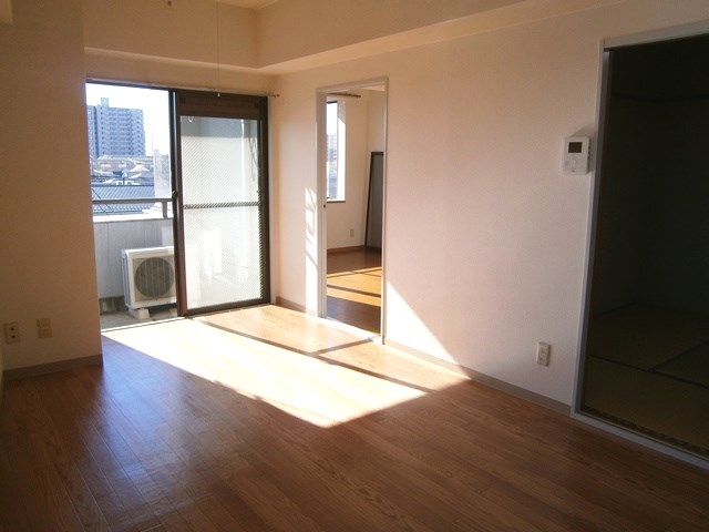 ロワールミタハイツ リビング