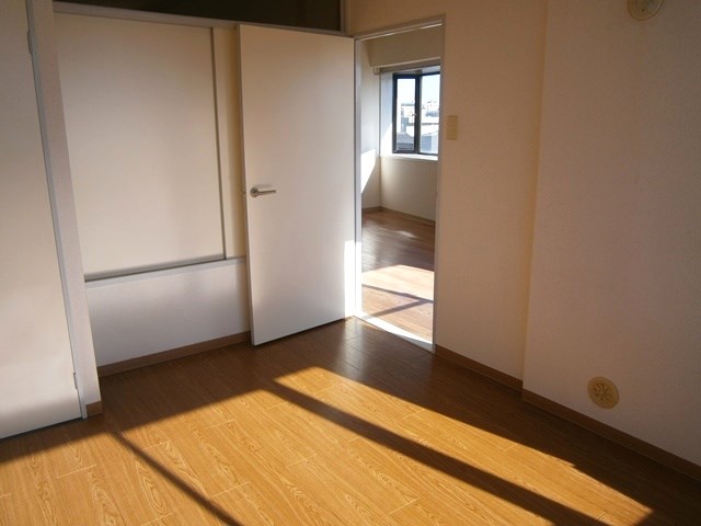 ロワールミタハイツ ベッドルーム