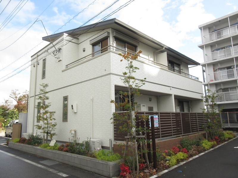 ラ・ルーチェA棟 102号室 外観