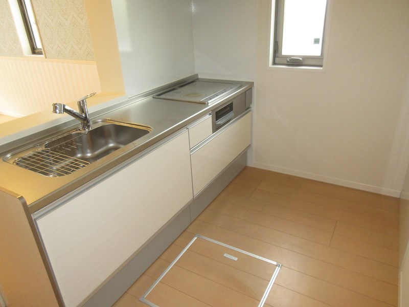 ラ・ルーチェA棟 キッチン