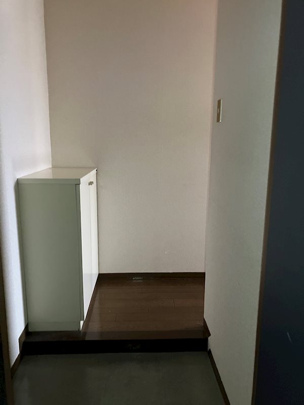 プラムハイツ 玄関