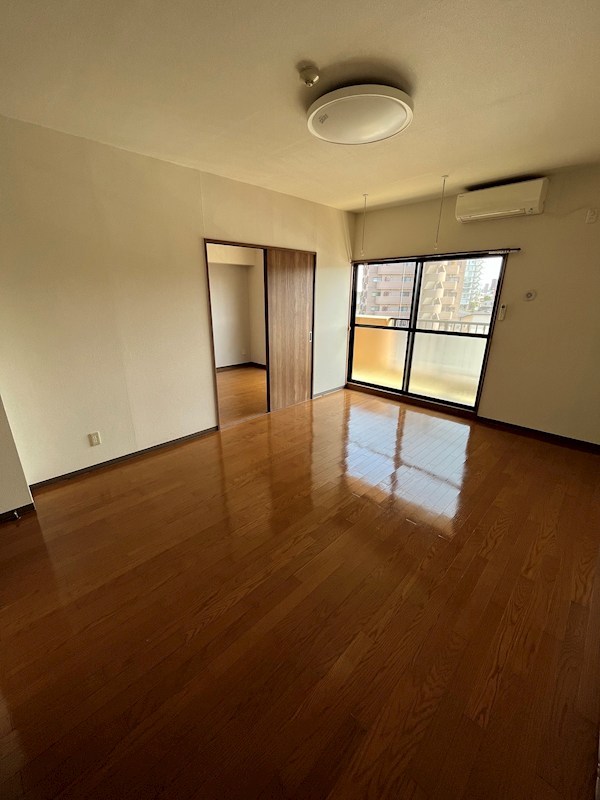 ネオニシキ リビング