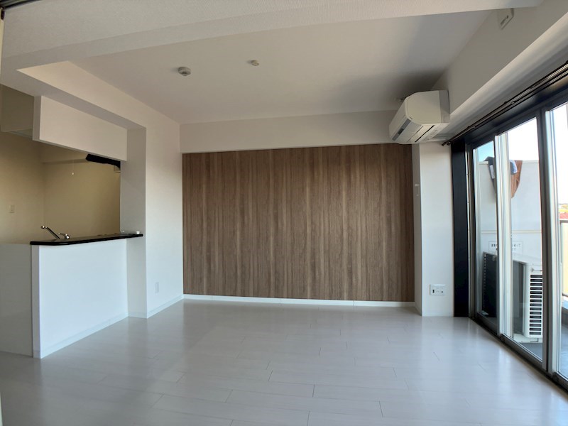 PLACIDES リビング