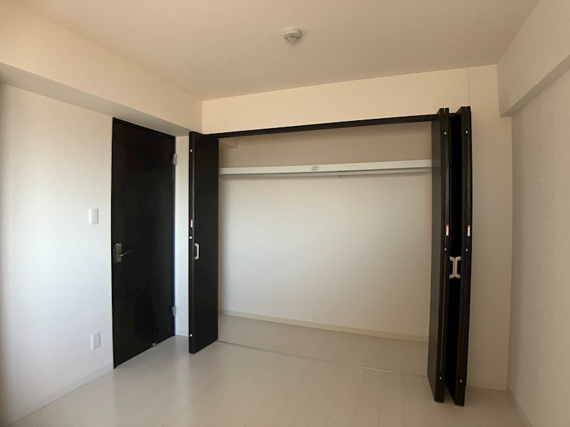 PLACIDES その他13