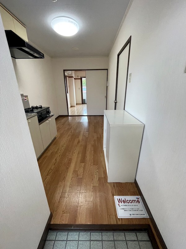 メゾン・アーリー 玄関