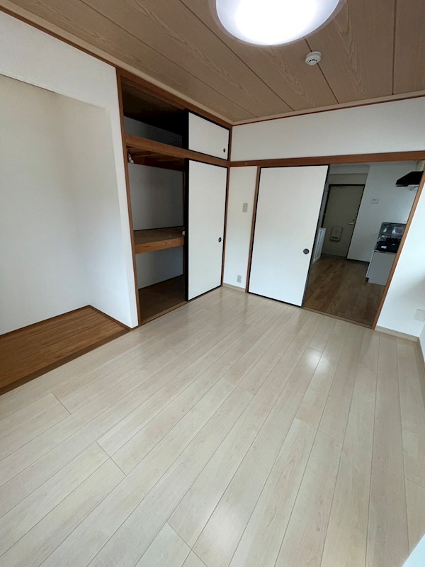 メゾン・アーリー ベッドルーム