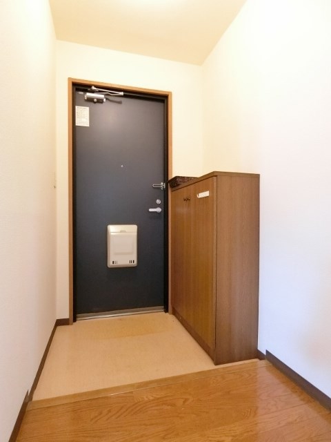 ジェネシス・プラッツⅠ 玄関