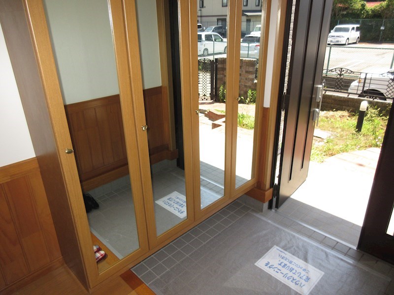 サトウ貸家 玄関