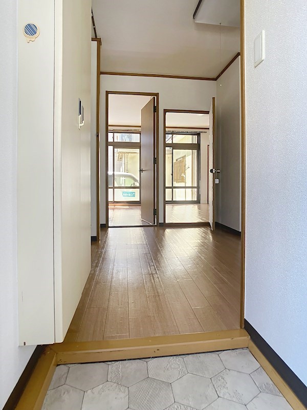 とちの木ハウス 玄関