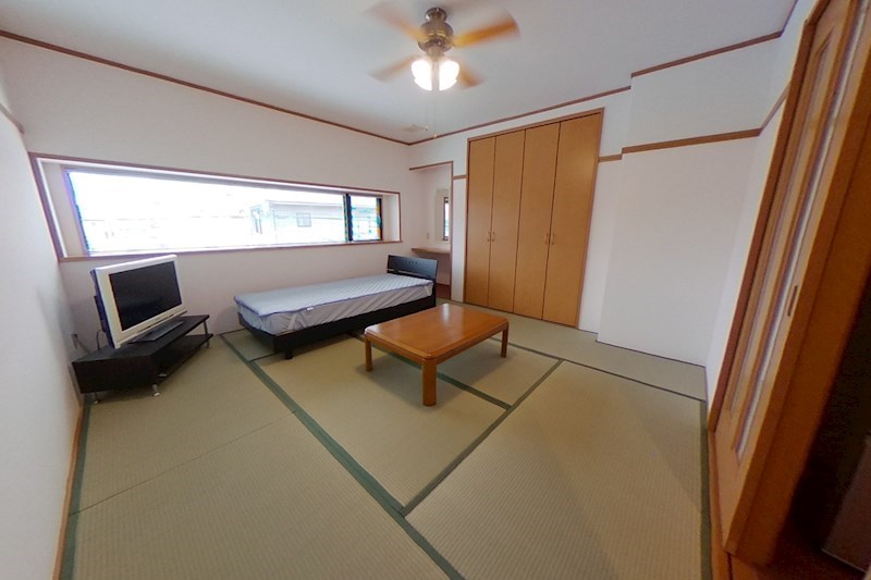 ウィスタリアA リビング