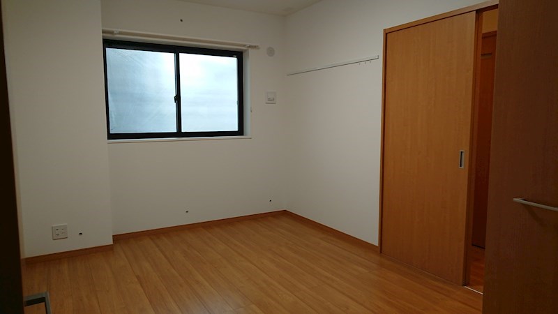 ルミエール鶴田 ベッドルーム