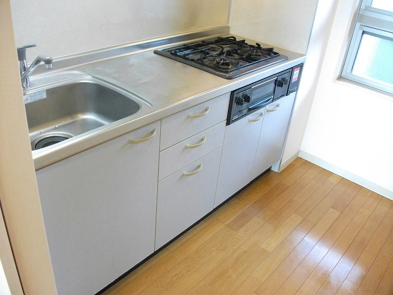 ベルグランドハイツ キッチン