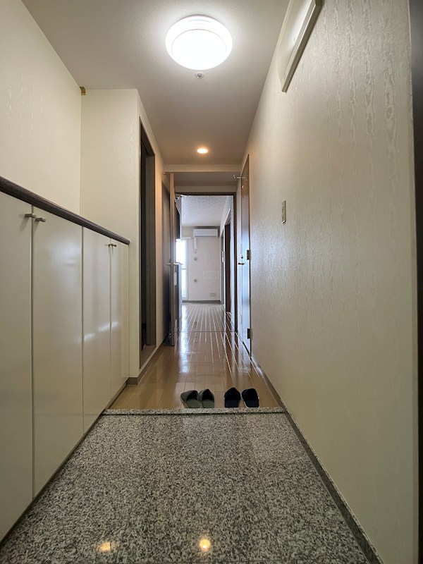 オヴェスト宇都宮ザ・タワー 玄関