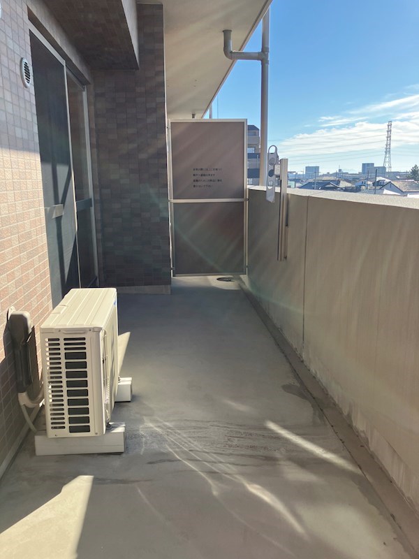 ヴィラージュエクセラン ベランダ