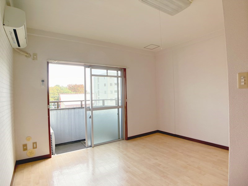 エクセレントハイツ リビング