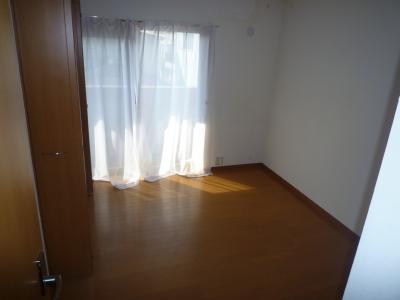 ロード＆スカイ ベッドルーム