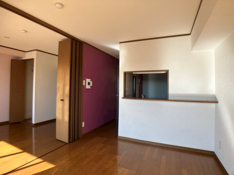 優泰佳ガーデンコート リビング