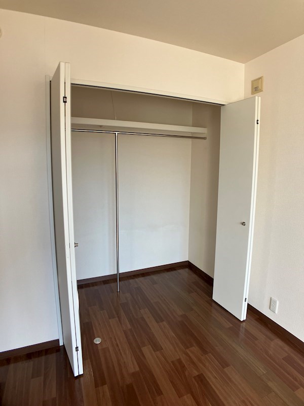 ヒルズガーデン中今泉 収納