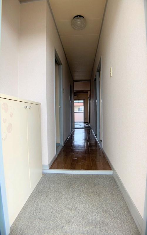 ベルフォーレA棟 玄関