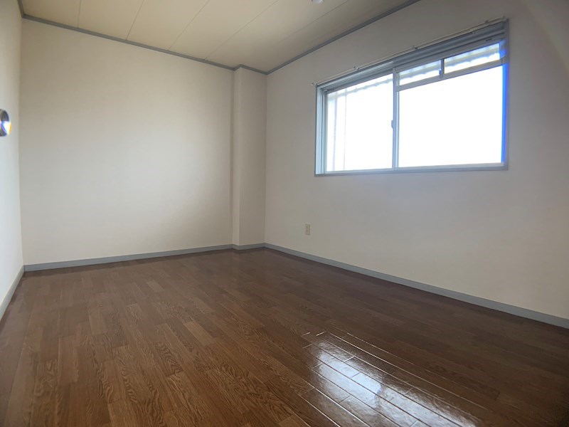 ベルフォーレA棟 ベッドルーム