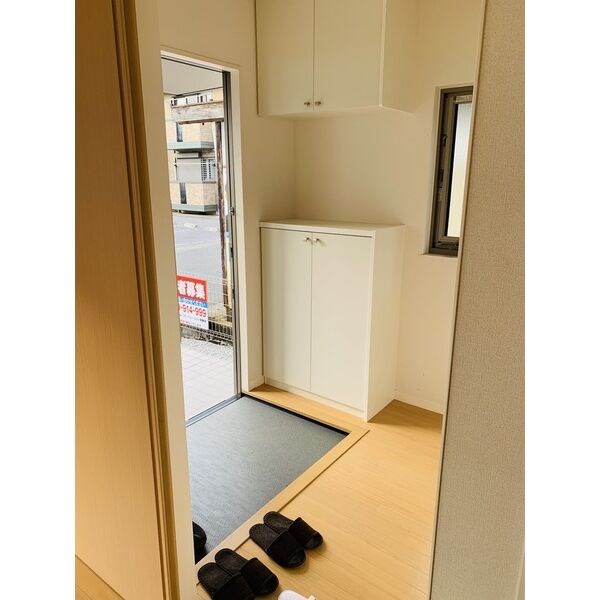 ベルリード上野町　A棟 玄関