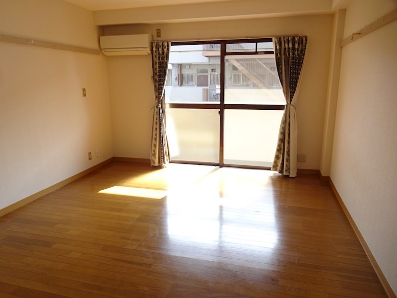 サントノーレ リビング