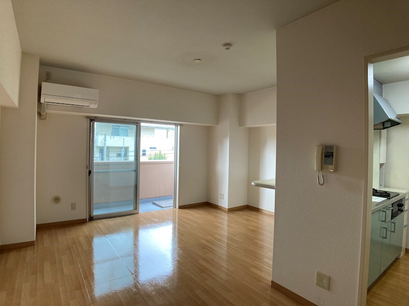 LOTUS MARSH元今泉 リビング