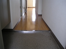 グランドハイツ今泉 玄関