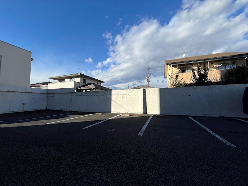 ベリエ京町 駐車場