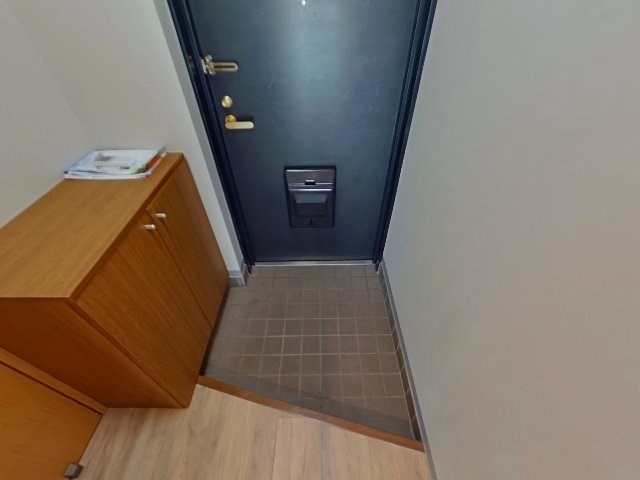 アルカサール泉が丘 玄関