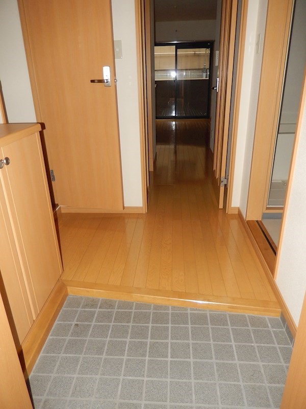 メープルヒルズ   玄関