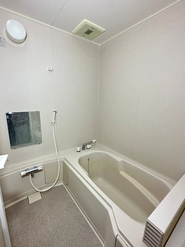 ケルムスコットコート 風呂画像