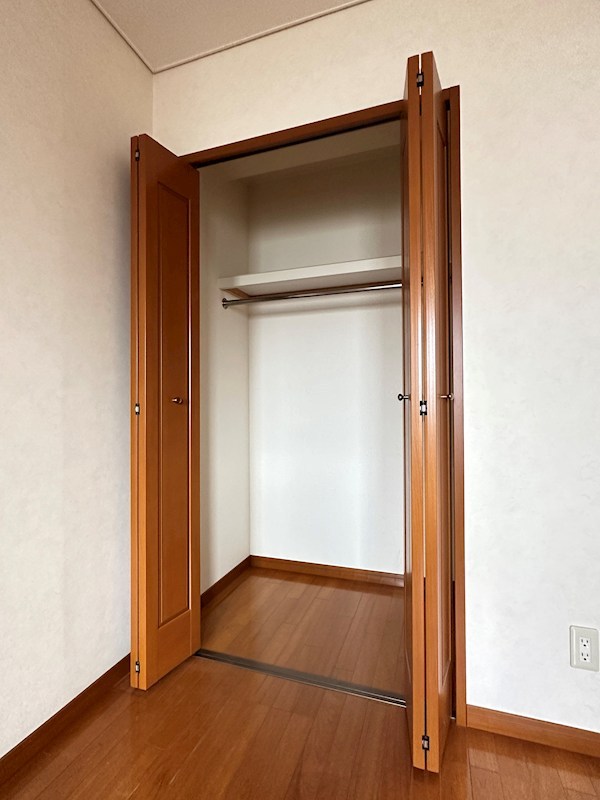 ケルムスコットコート その他3