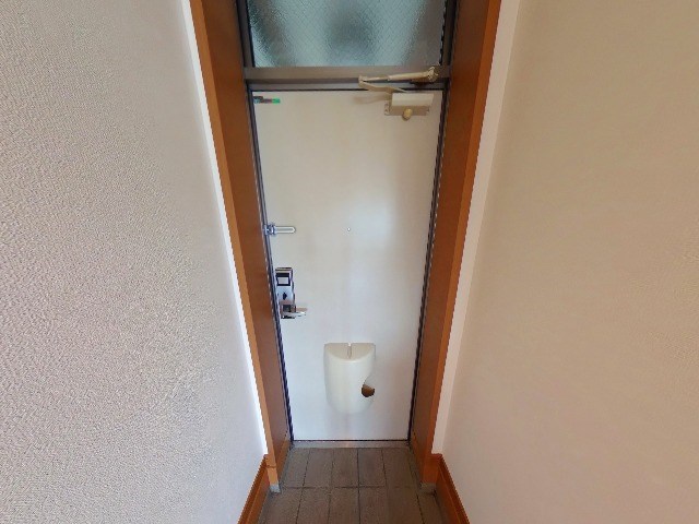 メゾン東光 玄関