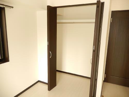 アーバンシェルB館 収納