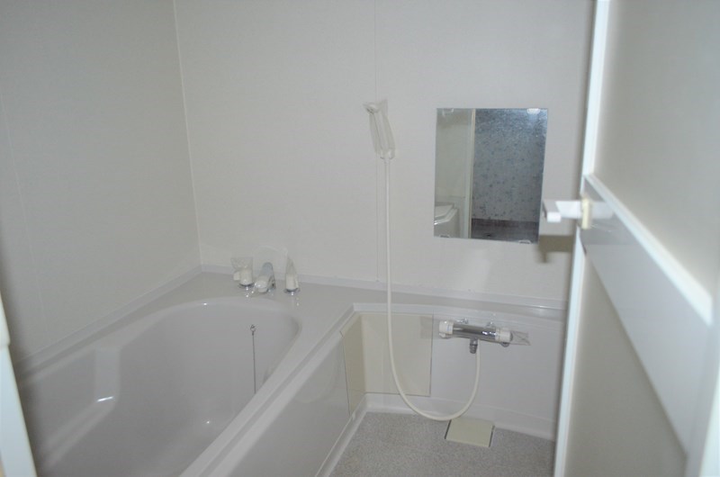 ケルムスコットコート 風呂画像