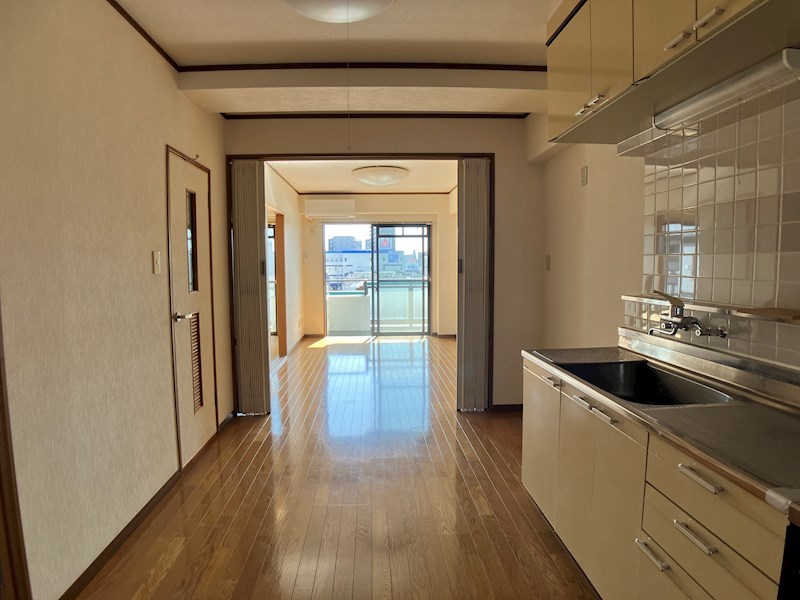 ブランルージュ元今泉 リビング