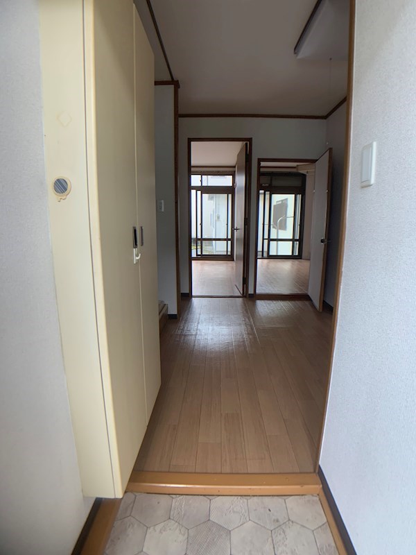 とちの木ハウス 玄関