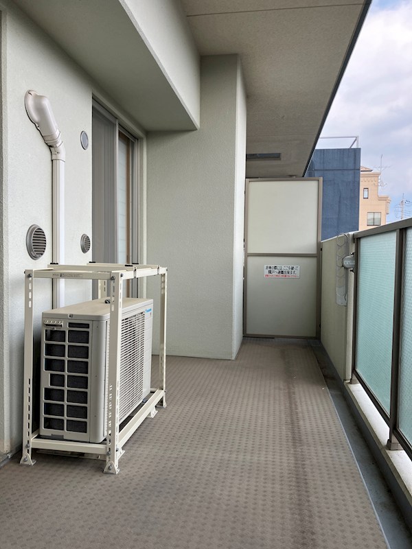 元今泉レジデンス ベランダ